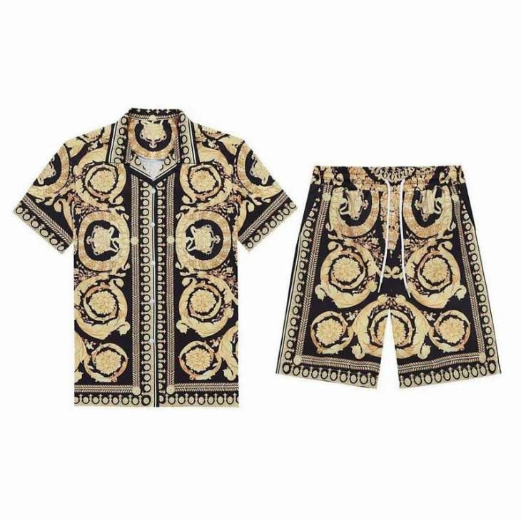 Picture of Versace Shirt Pant Suits _SKUVersaceM-3XL8qx41024931